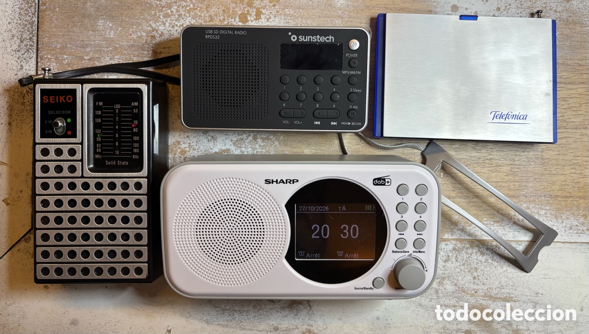 Radios antiguas: Lote de 5 transistores en funcionamiento.