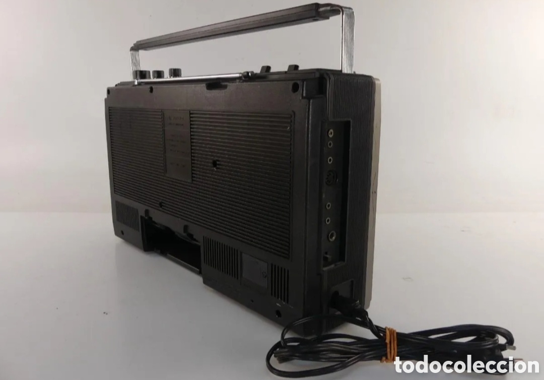 Radios antiguas: Antiguo Radio casset Sanyo - Foto 4