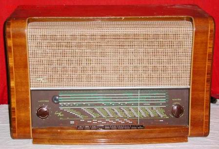 Radios de v&aacute;lvulas: RADIO LUXOR FUNCIONANDO - Foto 1