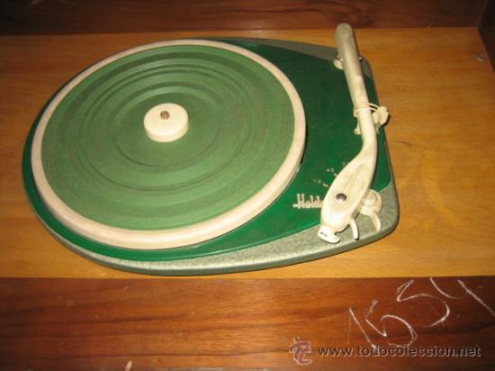 Radios de v&aacute;lvulas: Radio tocadiscos de 58x39x38 cms - Foto 3