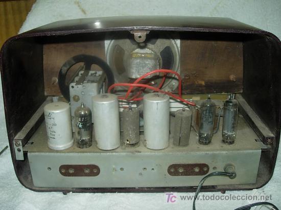 Radios de v&aacute;lvulas: Radio IBERIA Mod. D-132 NO FUNCIONA - Foto 3
