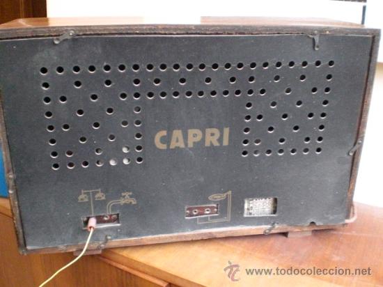 Radios de v&aacute;lvulas: antigua radio marca capri-funcionando - Foto 2