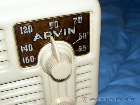 Radios de válvulas: PEQUEÑA RADIO AMERICANA ARVIN - Foto 7 - 26306599