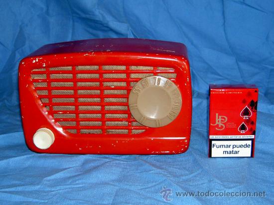 Radios de válvulas: PEQUEÑA RADIO AMERICANA ARVIN - Foto 1 - 26306603