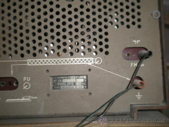 Radios de v&aacute;lvulas: Radio Philips de baquelita - Foto 7