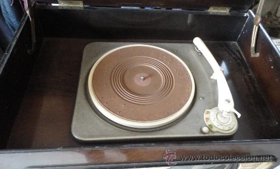 Radios de v&aacute;lvulas: Radio-toca discos - Foto 3