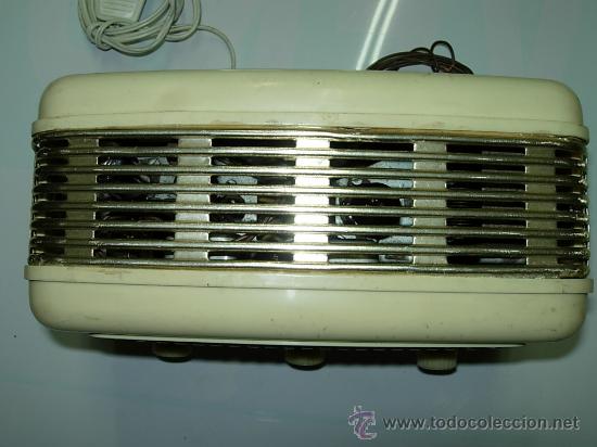 Radios de v&aacute;lvulas: Radio espa&ntilde;ola Funcionando - Foto 4