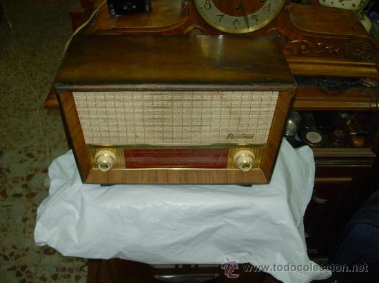 Radios de v&aacute;lvulas: Radio Bertran funcionando - Foto 1
