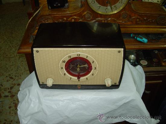Radios de v&aacute;lvulas: Radio Philips Funcionando - Foto 1