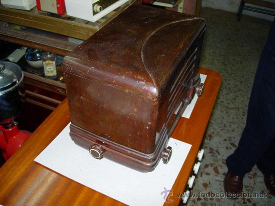 Radios de v&aacute;lvulas: Radio espa&ntilde;ola Funcionando - Foto 3