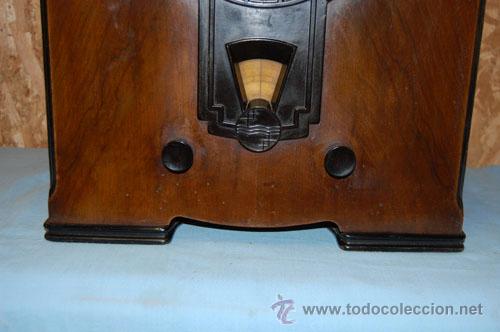 Radios de v&aacute;lvulas: RADIO CAPILLA EN MADERA DE NOGAL MODELO 634 - Foto 7