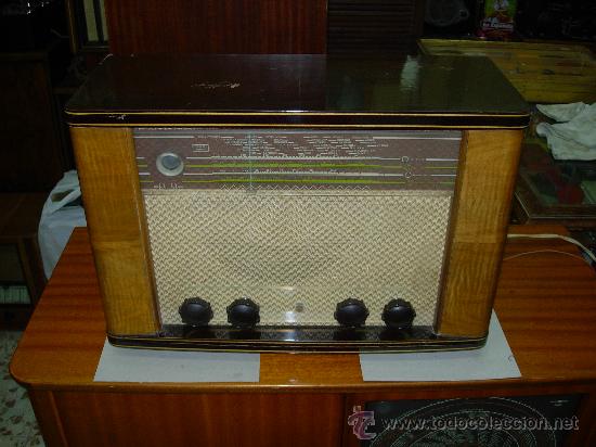Radios de v&aacute;lvulas: Radio Philips Funcionando - Foto 1