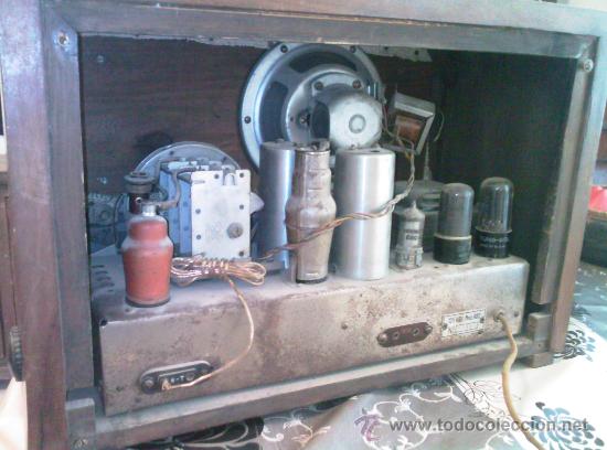 Radios de v&aacute;lvulas: Radio Invicta modelo 482 - funcionando a 125 v. - Foto 2