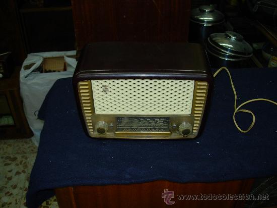 Radios de v&aacute;lvulas: Radio Philips - Foto 1