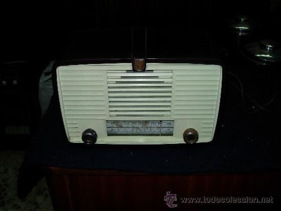 Radios de v&aacute;lvulas: Radio Philips - Foto 1