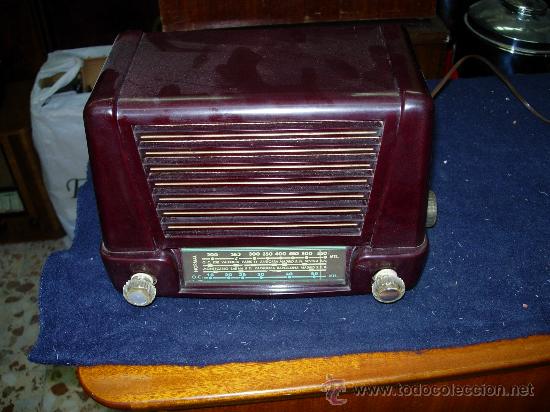 Radios de v&aacute;lvulas: Radio espa&ntilde;ola funcionando - Foto 1
