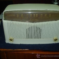 Radios de válvulas: RADIO SILVERTONE FUNCIONANDO. Lote 26279018