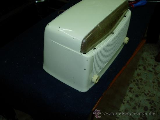 Radios de v&aacute;lvulas: Radio Silvertone funcionando - Foto 11