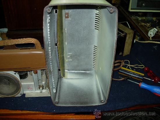 Radios de v&aacute;lvulas: Radio Silvertone funcionando - Foto 2