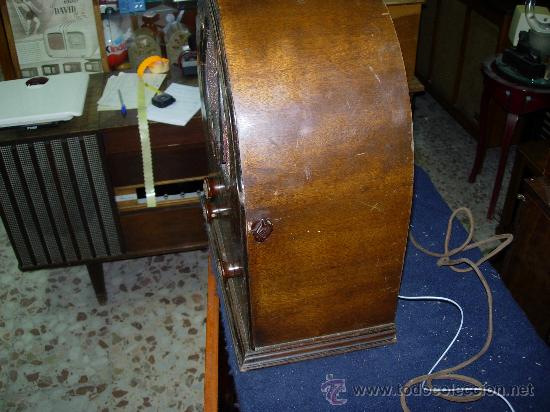 Radios de v&aacute;lvulas: radio Capilla Philco funcionando - Foto 7