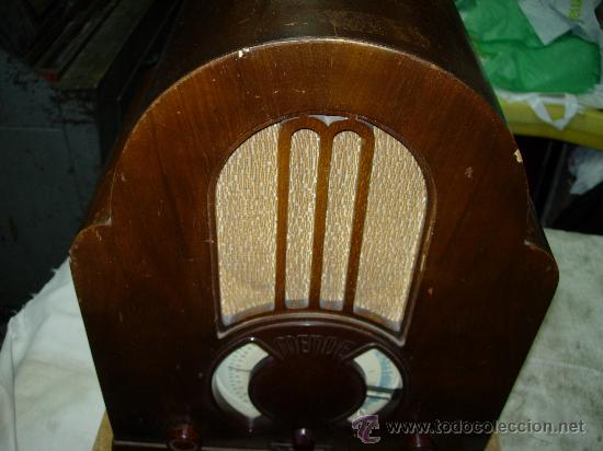 Radios de v&aacute;lvulas: Capilla MENDE Funcionando perfectamente 220v. - Foto 4