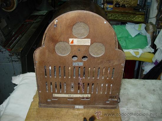 Radios de v&aacute;lvulas: Capilla MENDE Funcionando perfectamente 220v. - Foto 17