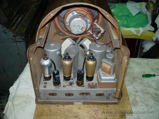 Radios de v&aacute;lvulas: Capilla MENDE Funcionando perfectamente 220v. - Foto 3