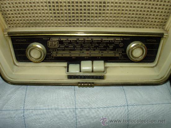 Radios de v&aacute;lvulas: Telefunken Capricho U-2025-FM - Foto 3