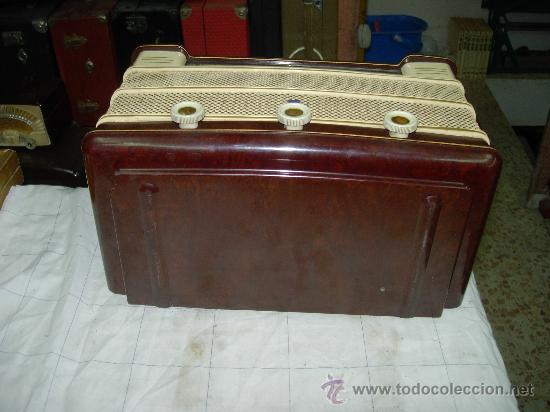 Radios de v&aacute;lvulas: Radiola RA30A - Foto 9