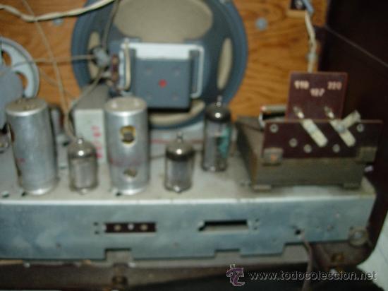 Radios de v&aacute;lvulas: Radiola RA30A - Foto 4