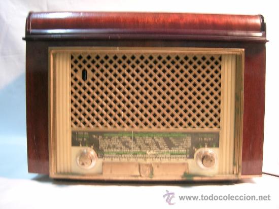 Radios de v&aacute;lvulas: RADIO TOCADISCOS PHILIPS - Foto 2