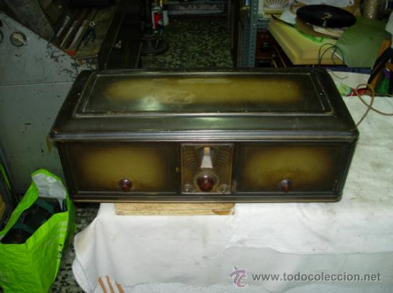 Radios de v&aacute;lvulas: Radio Philco Modelo 511 - Foto 2