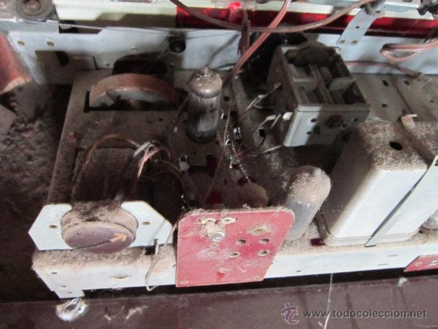 Radios de v&aacute;lvulas: Radio Guetz con caja de madera. - Foto 13