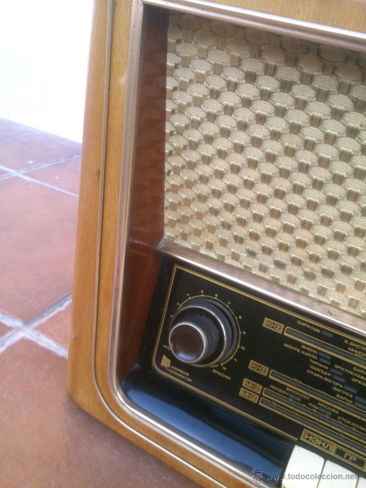 Radios de v&aacute;lvulas: RADIO SOVIETICA MUEBLE DE MADERA.ORIGINAL - Foto 6