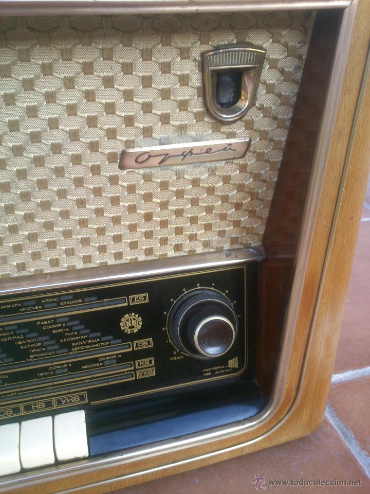 Radios de v&aacute;lvulas: RADIO SOVIETICA MUEBLE DE MADERA.ORIGINAL - Foto 7