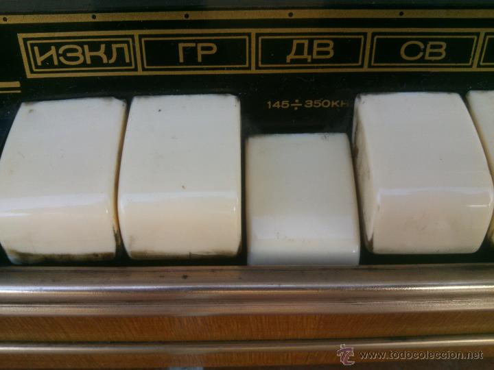 Radios de v&aacute;lvulas: RADIO SOVIETICA MUEBLE DE MADERA.ORIGINAL - Foto 10