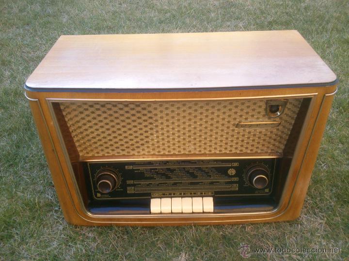 Radios de v&aacute;lvulas: RADIO SOVIETICA MUEBLE DE MADERA.ORIGINAL - Foto 42