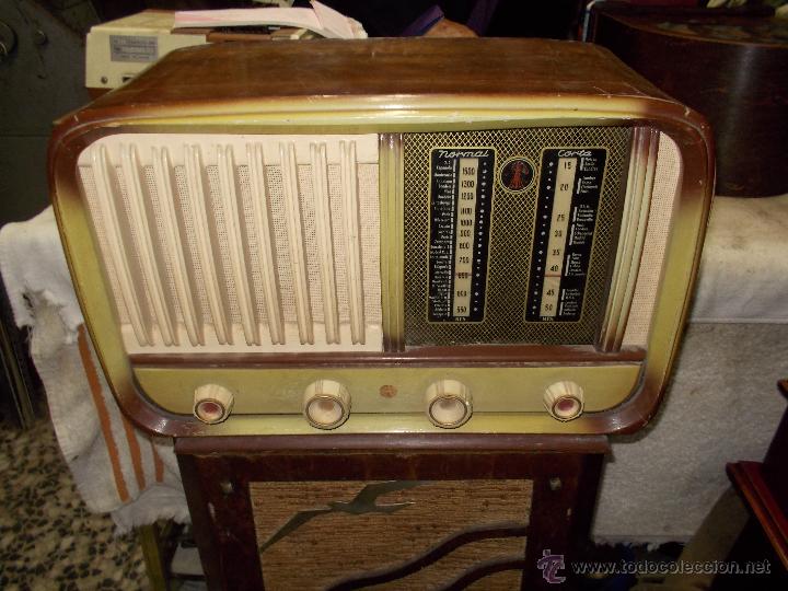 Radios de v&aacute;lvulas: Radio espa&ntilde;ola sin marca - Foto 1