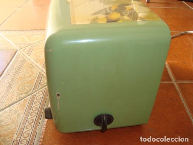 Radios de v&aacute;lvulas: RADIO PHILIPS VINTAGE A&Ntilde;OS 60 FUNCIONA - Foto 3