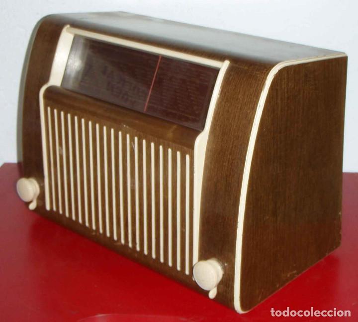 Radios de v&aacute;lvulas: RADIO AGA FUNCIONANDO - Foto 2