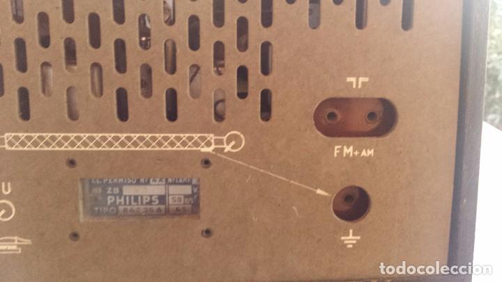Radios de v&aacute;lvulas: antigua radio philips, funciona - Foto 9