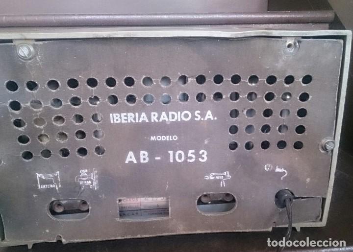 Radios de v&aacute;lvulas: Radio Iberia mod AB-1053 - Foto 2