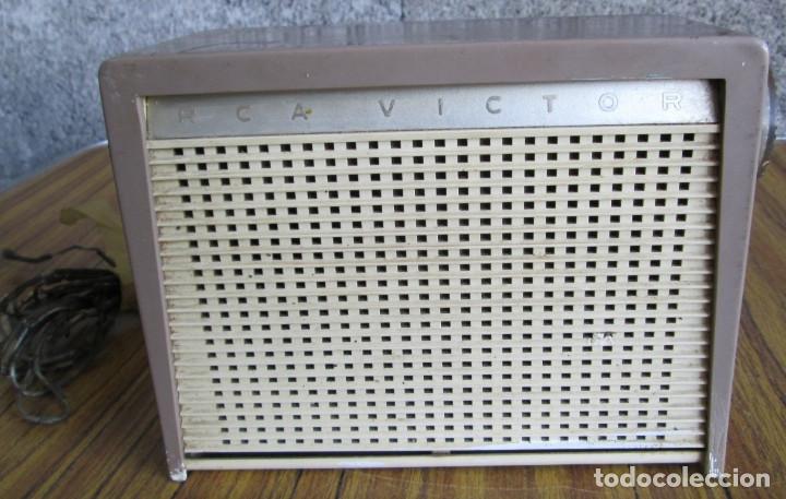 Radios de v&aacute;lvulas: RADIO RCA VICTOR -- De pl&aacute;stico &ndash; baquelita - Foto 1