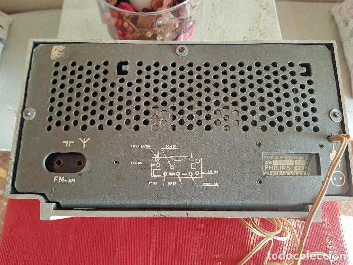 Radios de v&aacute;lvulas: ANTIGUA RADIO DE VALVULAS PHILIPS ( FUNCIONANDO) - Foto 4