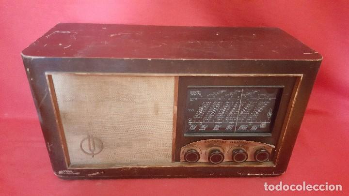 Radios de v&aacute;lvulas: Radio Ducretet &ndash; Thomson D-436 para restaurar. - Foto 1