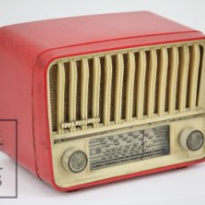 Radios de válvulas: ANTIGUA RADIO DE VÁLVULAS - TELEFUNKEN. PANCHITO U-1915 - COLOR ROJO - AÑOS 60