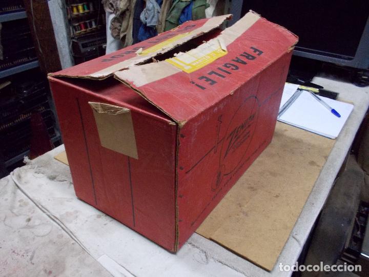 Radios de v&aacute;lvulas: Radio zenith en su caja original - Foto 26