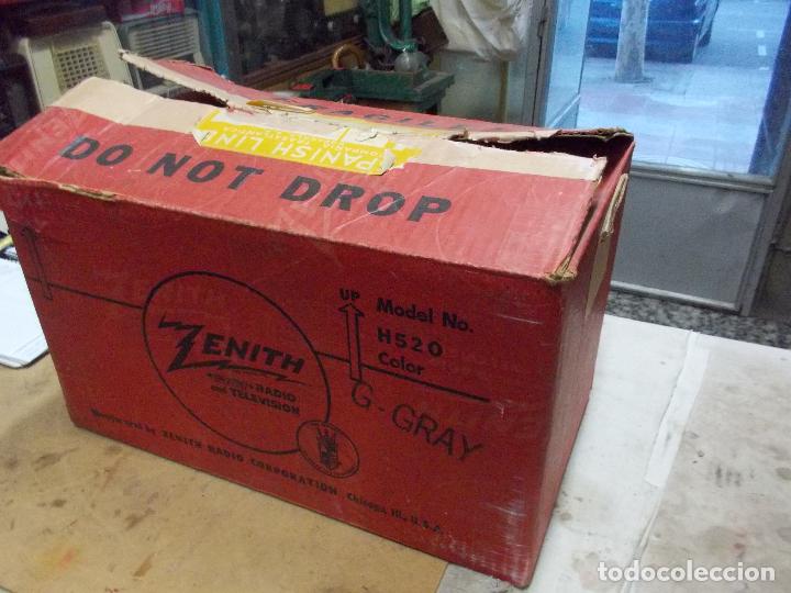 Radios de v&aacute;lvulas: Radio zenith en su caja original - Foto 30