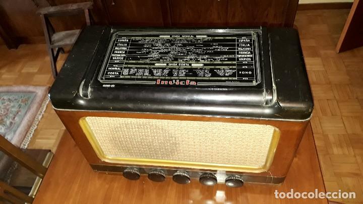 Radios de v&aacute;lvulas: Radio de v&aacute;lvulas antigua marca invicta mod. 243 - Foto 5