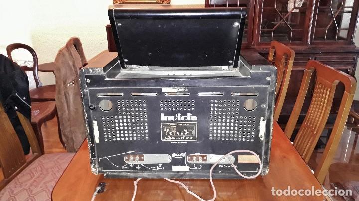 Radios de v&aacute;lvulas: Radio de v&aacute;lvulas antigua marca invicta mod. 243 - Foto 8
